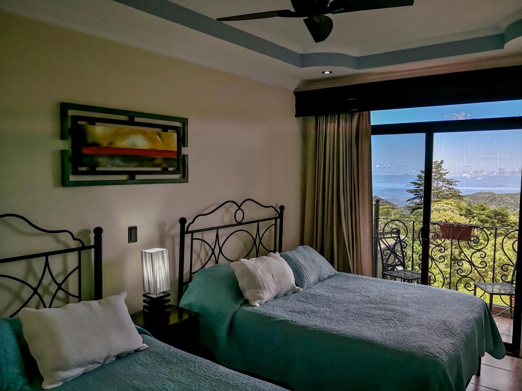 Casas Del Toro Villa Monteverde Rum bild